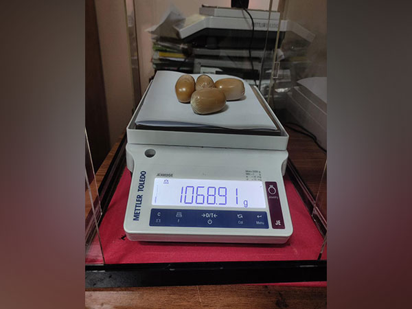 Gold seized at the airport (Photo/ANI)