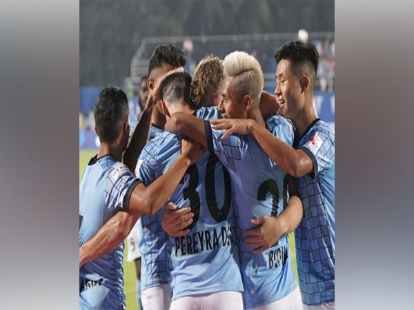 Mumbai City FC celebrate after win (Photo: Twitter@MumbaiCityFC) 
