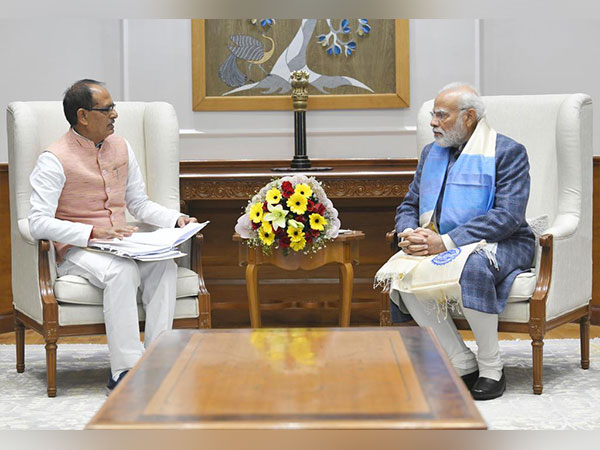 Shivraj Singh Chouhan meeting PM Modi (Source: @ChouhanShivraj)