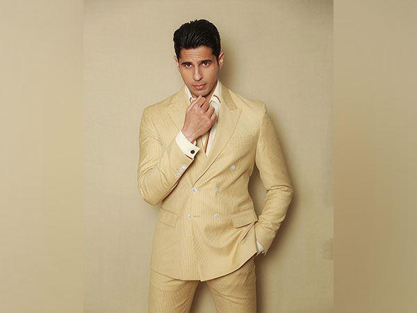 Sidharth Malhotra (Image Source: Instagram)