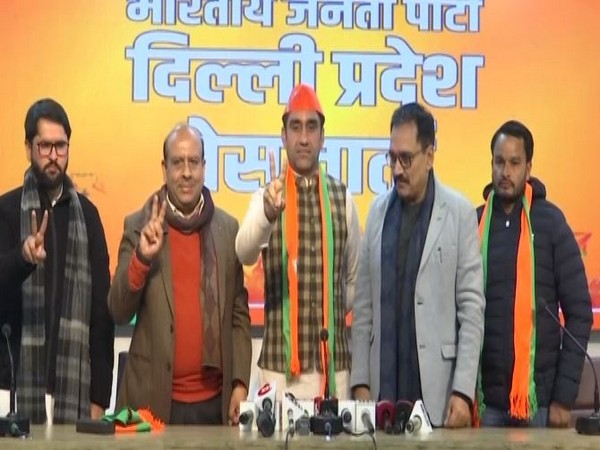 Independent councillor Gajendra Daral on Monday joined the Bharatiya Janata Party.(Photo/ANI)