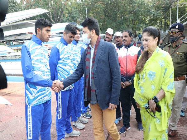 Sports Minister Anurag Thakur meets athletes at SAI NCOE Bhopal. (Image: SAI media)