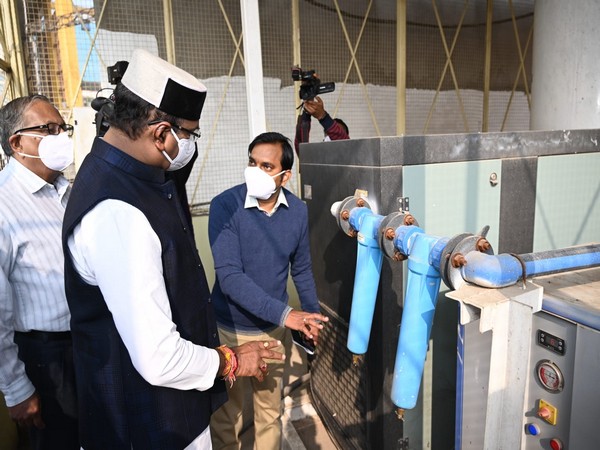 State Medical Education Minister Vishwas Sarang reviewing the facilities at Hamidia Hospital, Gwalior (Photo/ANI)