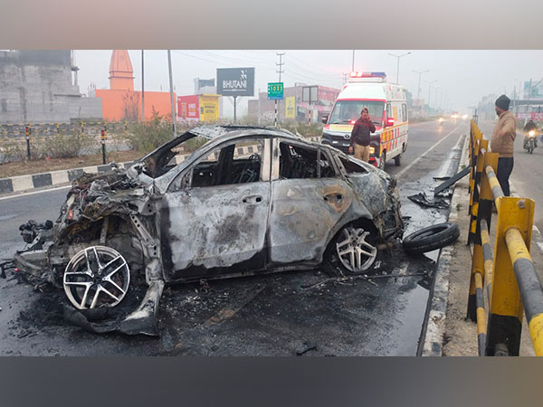 Rishabh Pant's car after accident in Delhi-Dehradun highway
