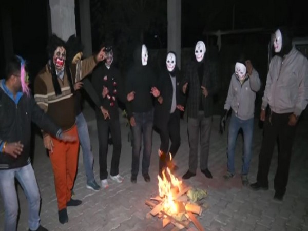 Members of the 'Idiot Club' celebrating at crematorium (Photo/ANI)