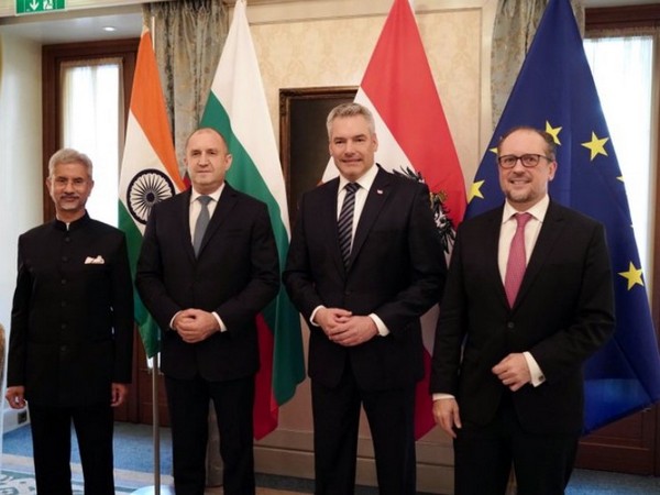External Affairs Minister S Jaishankar, Bulgarian President Rumen Georgiev Radev, Austrian Chancellor Karl Nehammer, Austrian Foreign Minister Alexander Schallenberg (Twitter/@DrSJaishankar)
