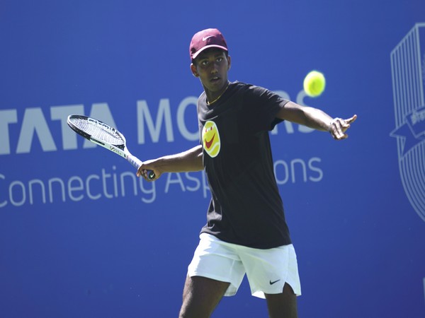 15-year old tennis prodigy Manas Dhamne during practice session (Image: AITA media)