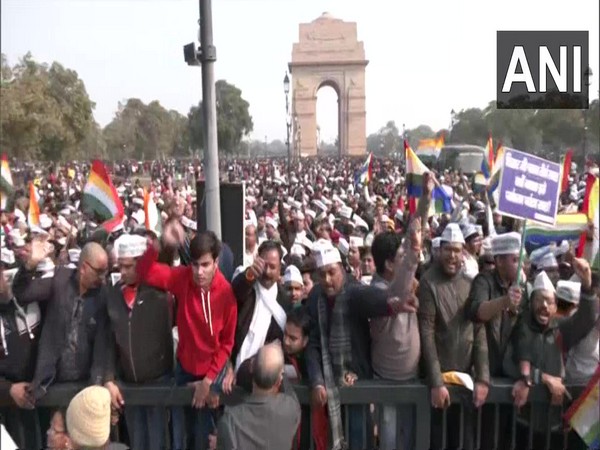 Protestors at the India Gate (Photo/ANI)