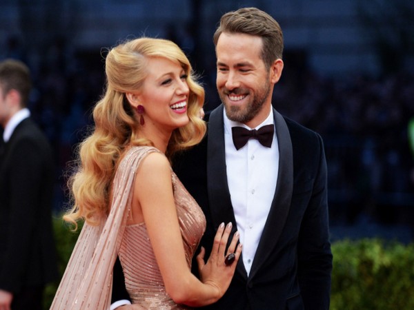 Blake Lively and Ryan Reynolds (Image source: Twitter)