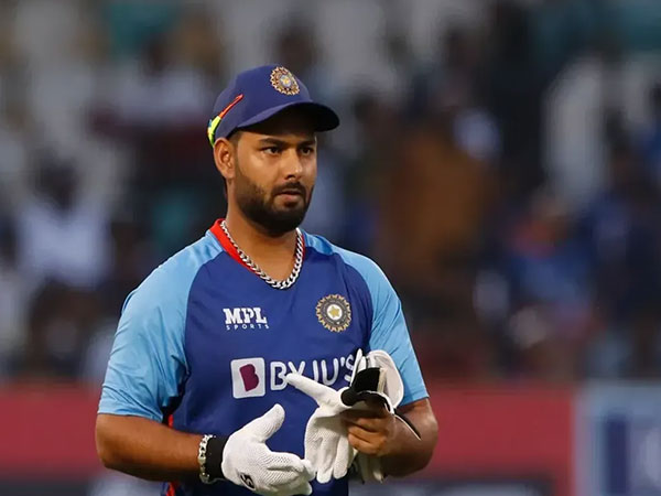 Rishabh Pant shifted to Mumbai hospital from Dehradun.