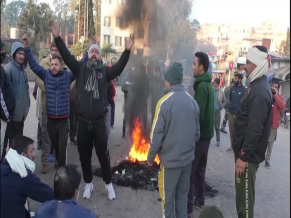 Locals protest in Poonch. (ANI/photo)