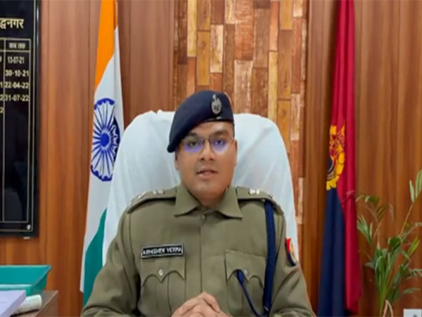 Police personner Abhishek Verma. (Photo Courtesy: Police Commissionerate G B Nagar/Twitter)