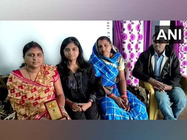 Hisha with family members. (Photo/ANI)