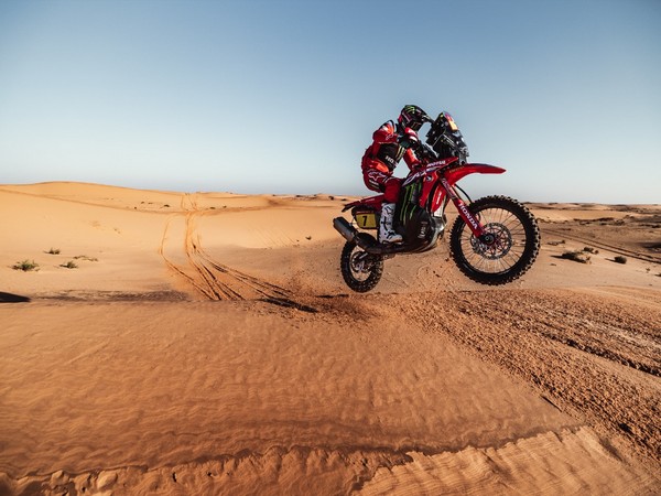 Honda rider Pablo Quintanilla in action during Dakar Rally 2023 (Image: Honda Team)