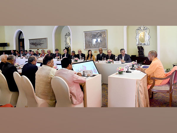 Yogi Adityanath meets industry leaders in Mumbai ahead of Uttar Pradesh Investors Summit (File Photo/ANI)