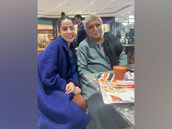 Urfi Javed with Javed Akhtar. (Image source: Instagram)