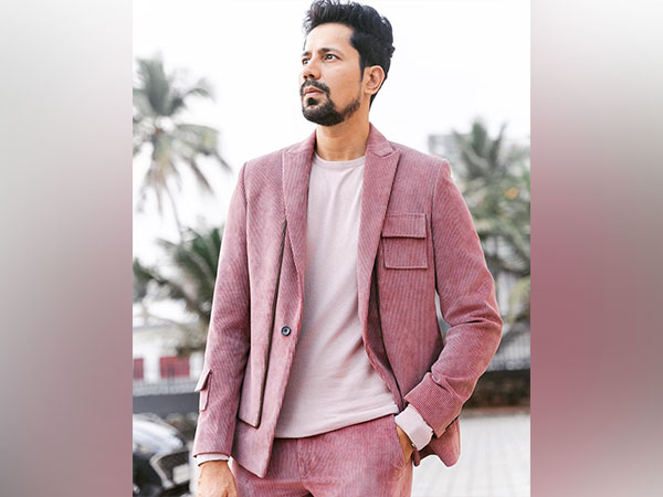  Sumeet Vyas (Image Source: Instagram)