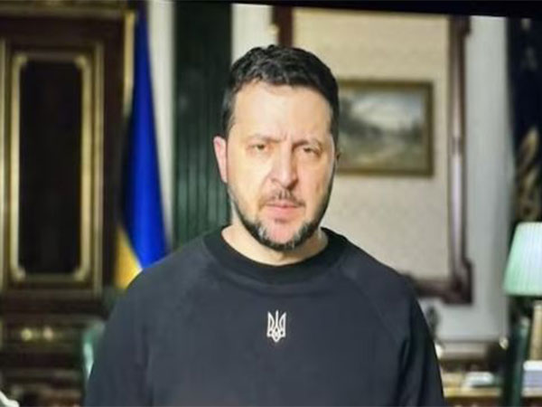 Ukrainian President Volodymyr Zelenskyy's virtual appearance during the Golden Globes 2023 (Photo Credit - Twitter)