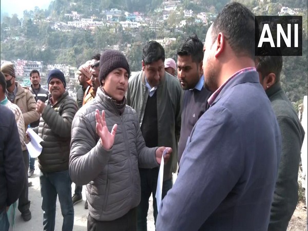 Tensildar inspecting buildings in Karnprayag, Uttarakhand (Photo/ANI)