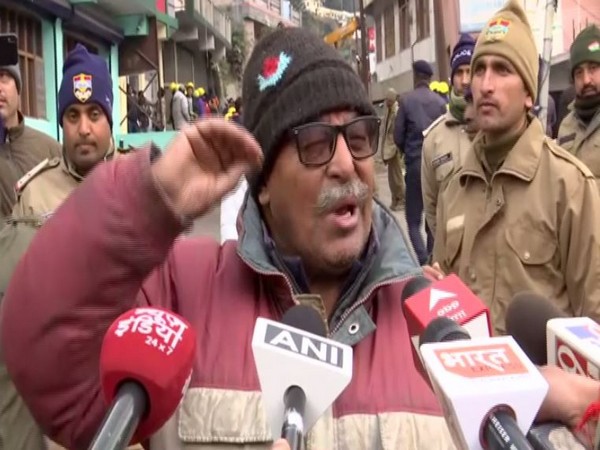 Thakur Singh Rana, the hotel owner in Joshimath. (Photo/ANI)