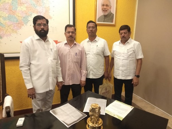 Shraddha Walkar's father calls on Maharashtra CM Eknath Shinde (Photo:ANI)