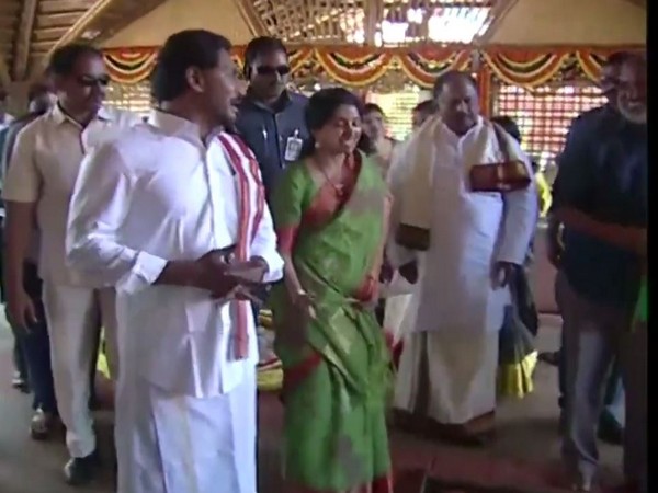 CM YS Jagan Reddy celebrates Sankranti with his wife (Photo/ANI)