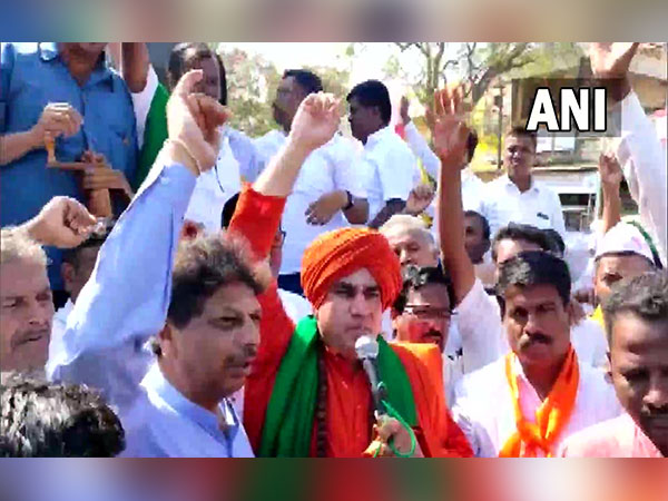 Jaya Mruthyunjaya Swamiji file photo