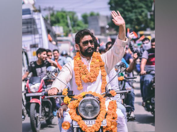 Former MP Lal Singh ( Source: Lal Singh's Twitter)