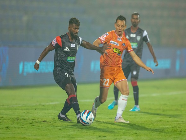 FC Goa vs NorthEast United FC (photo: Twitter@IndSuperLeague)