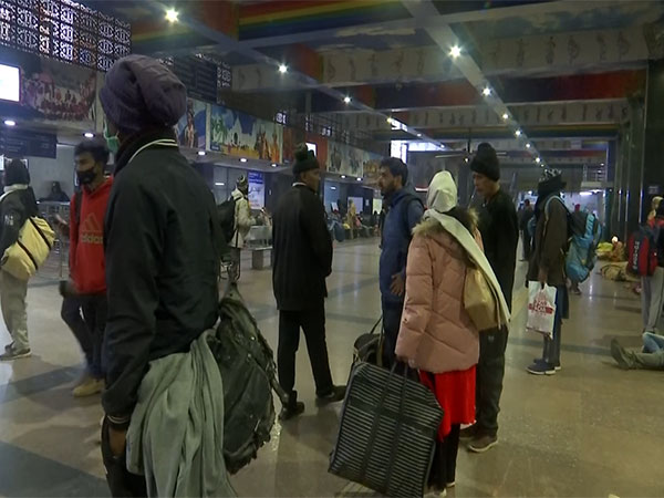 Visual from New Delhi Railway Station (Photo:ANI)