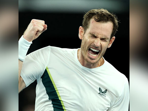 Andy Murray advanced to the second round of the Australian Open. (photo: Twitter@AustralianOpen) 