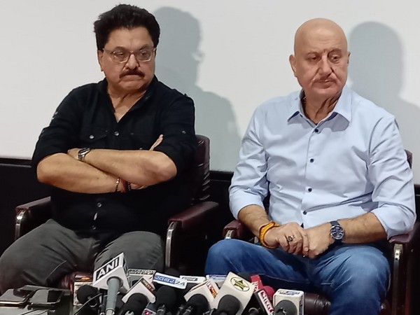 Ashoke Pandit and Anupam Kher