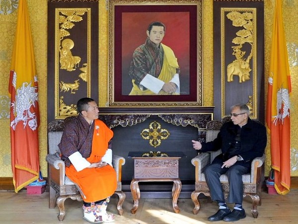 Bhutan PM Lotay Tshering, Foreign Secretary Vinay Kwatra (Image: Twitter/@Indiainbhutan)