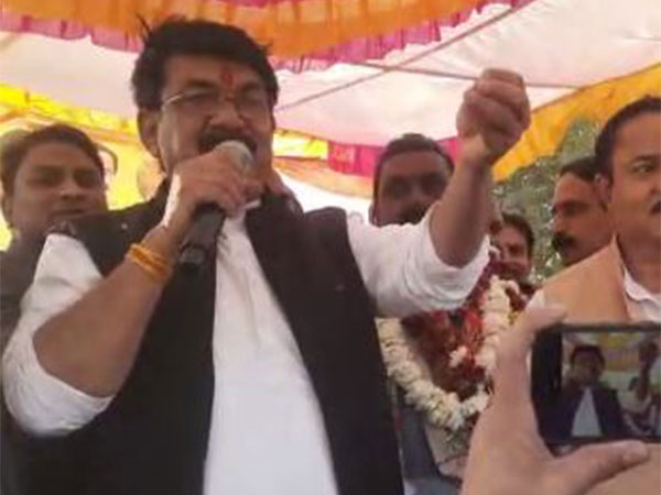 Mahendra Singh Sisodia during his speech 