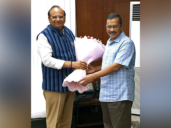 Delhi LG VK Saxena and CM Arvind Kejriwal (File Photo/ANI)