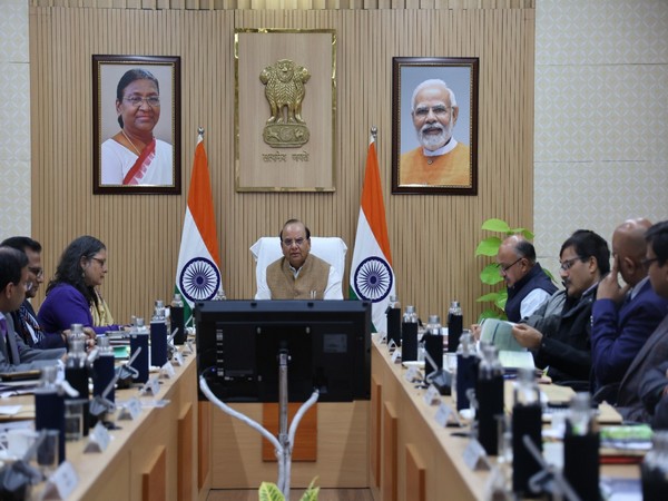 Delhi LG chair meeting of Yamuna pane (Photo/ANI)
