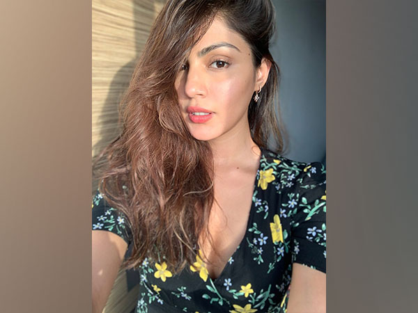 Rhea Chakraborty. (Image Source: Twitter)