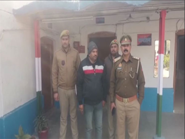 Accused TTE in police custody (Photo/ANI)