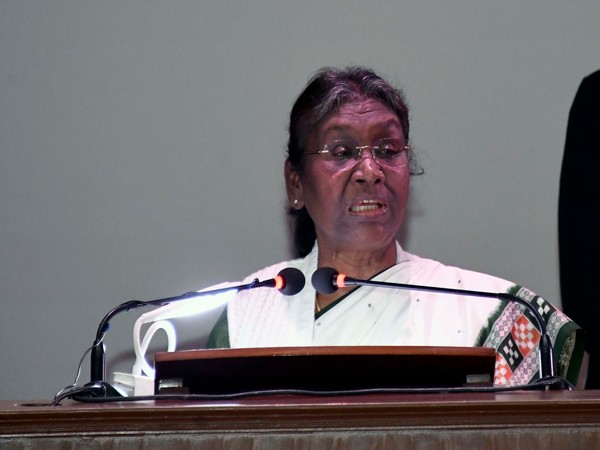 President Droupadi Murmu at 13th National Voters' Day event (Image: Twitter/President of India)
