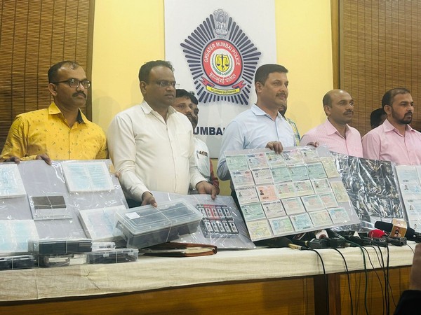 Fake poassports seized by Mumbai Police (Photo/ANI)