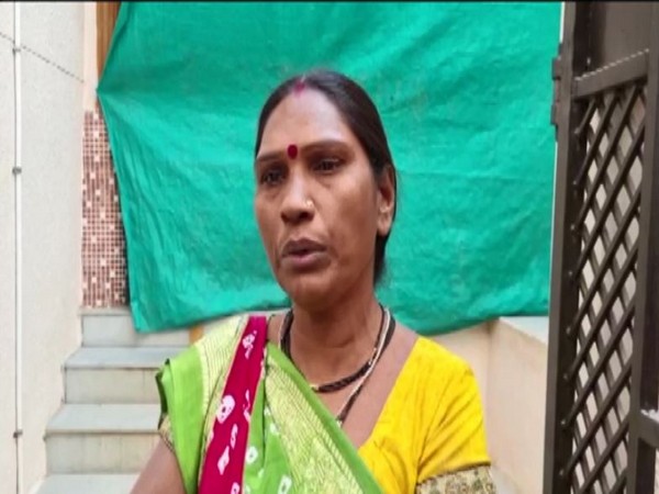 A local resident in Gujarat's Anand speaking on the killng of a fellow Gujrati in Atlanta city (Photo/ANI)