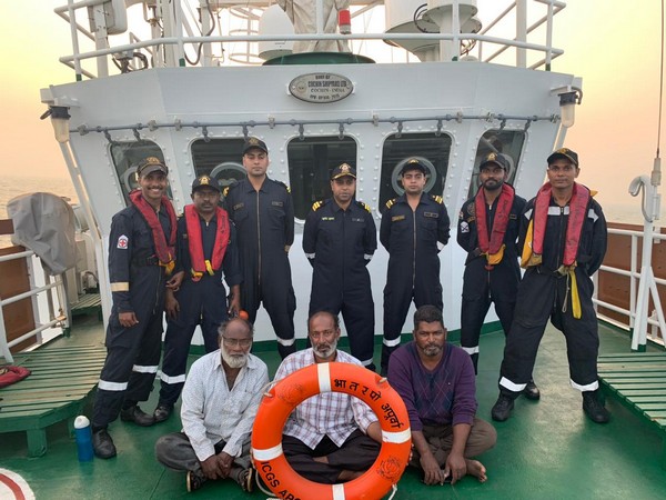 Fishermen rescued by the Indian Coast Guard (Photo/ANI)