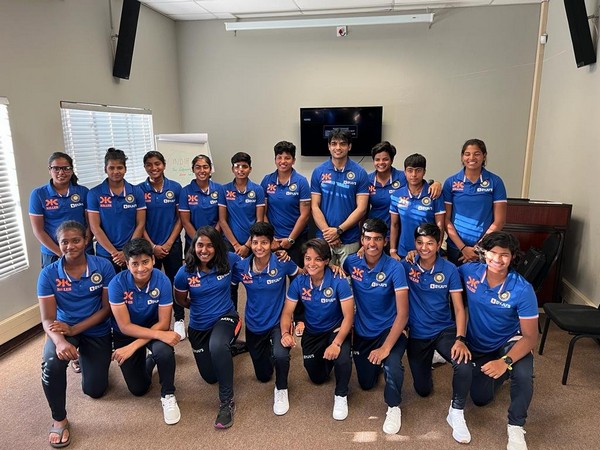 Neeraj Chopra with Indian women's u19 team. (Photo- BCCI Twitter)