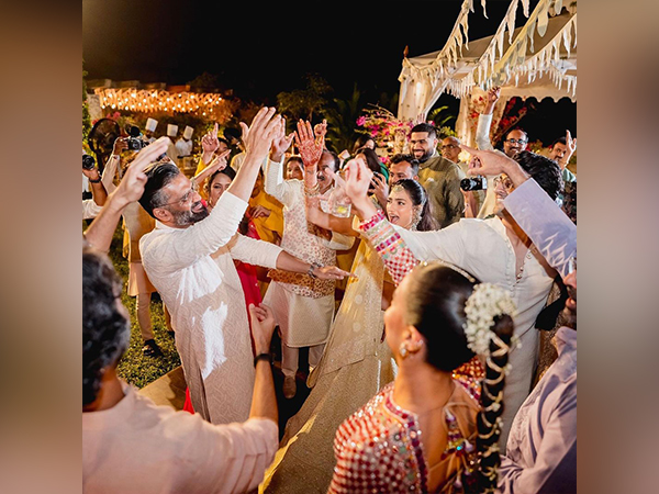 Suniel Shetty, Athiya Shetty (Image source: Instagram)