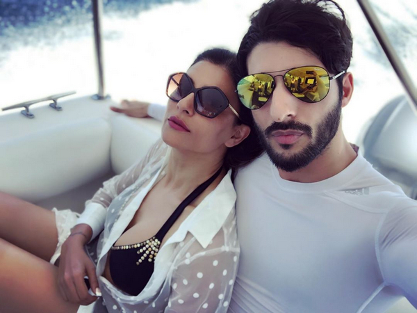 Rohman Shawl, Sushmita Sen (Image source: Twitter)