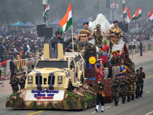 CAPF tableau (Photo/Twitter@PIBIndia)