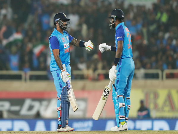 Suryakumar Yadav and Hardik Pandya (Photo: BCCI/ Twitter)