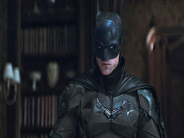 Robert Pattinson as Batman. (Image Source: Twitter)
