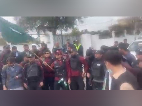 Khyber Pakhtunkhwa police protest against rising terrorism