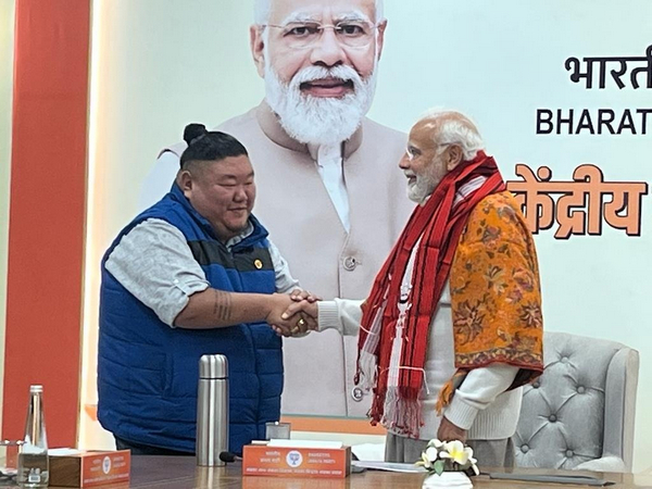 Photo shared by Nagaland BJP Chief Temjen Imna Along with PM Narendra Modi (Photo/Twitter: @AlongImna)